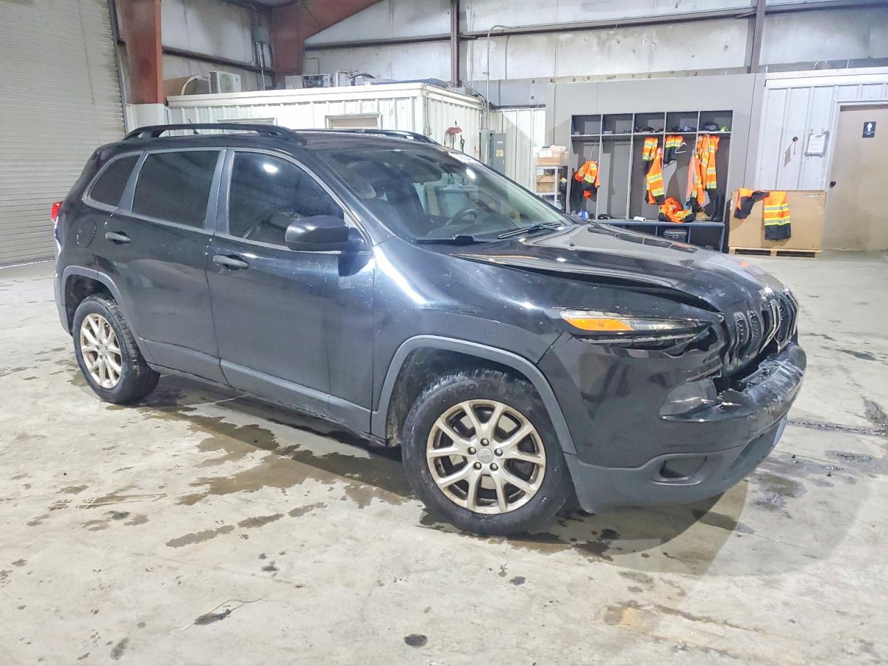 2016 JEEP CHEROKEE SPORT photo 4