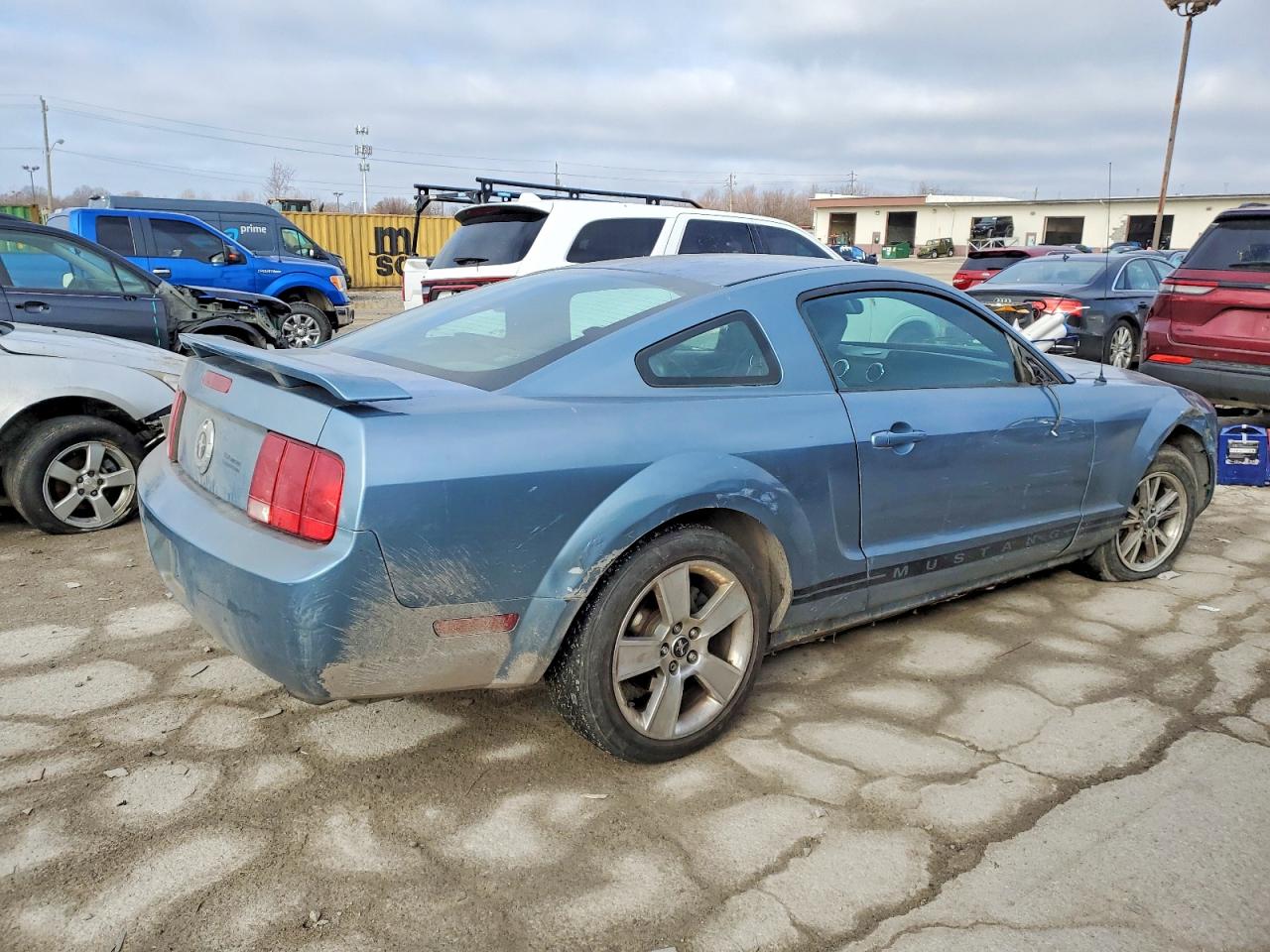 2005 FORD MUSTANG photo 3