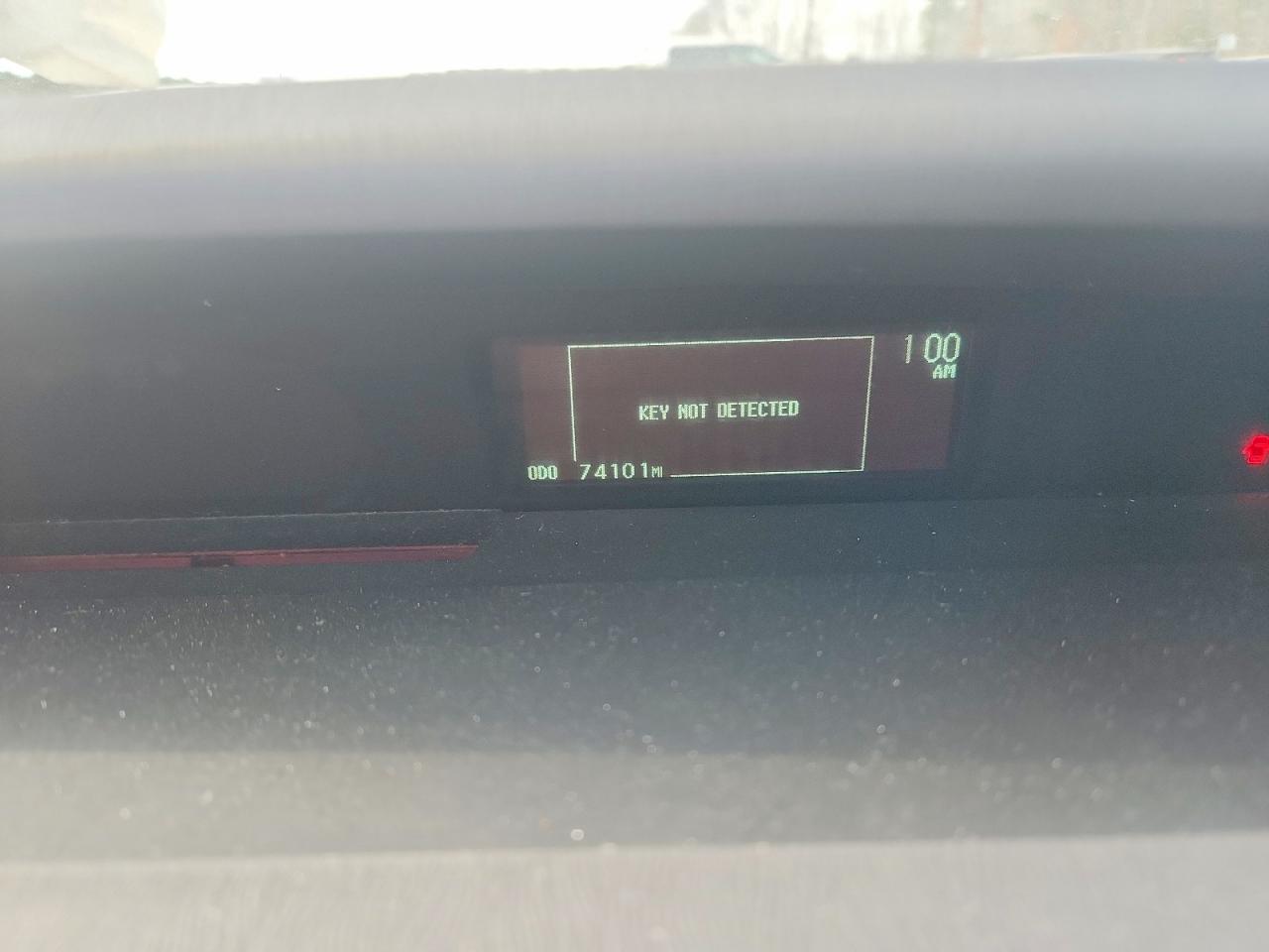 2011 TOYOTA PRIUS photo 9