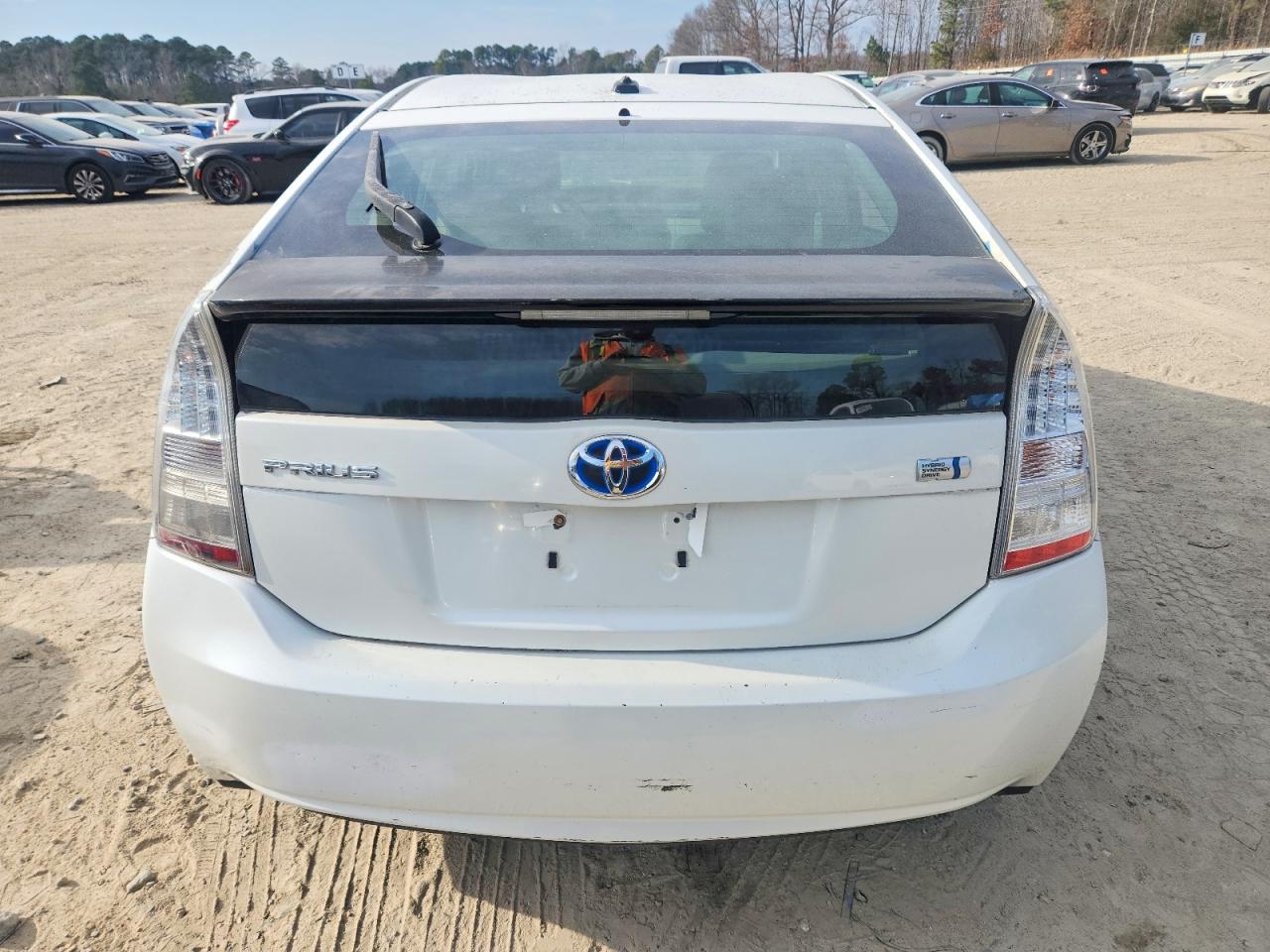 2011 TOYOTA PRIUS photo 6