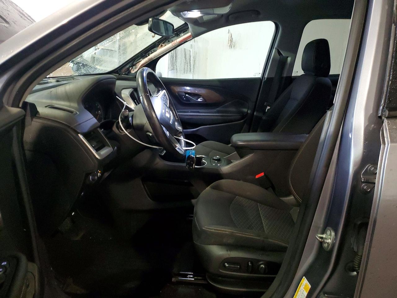 2018 GMC TERRAIN SLE photo 7