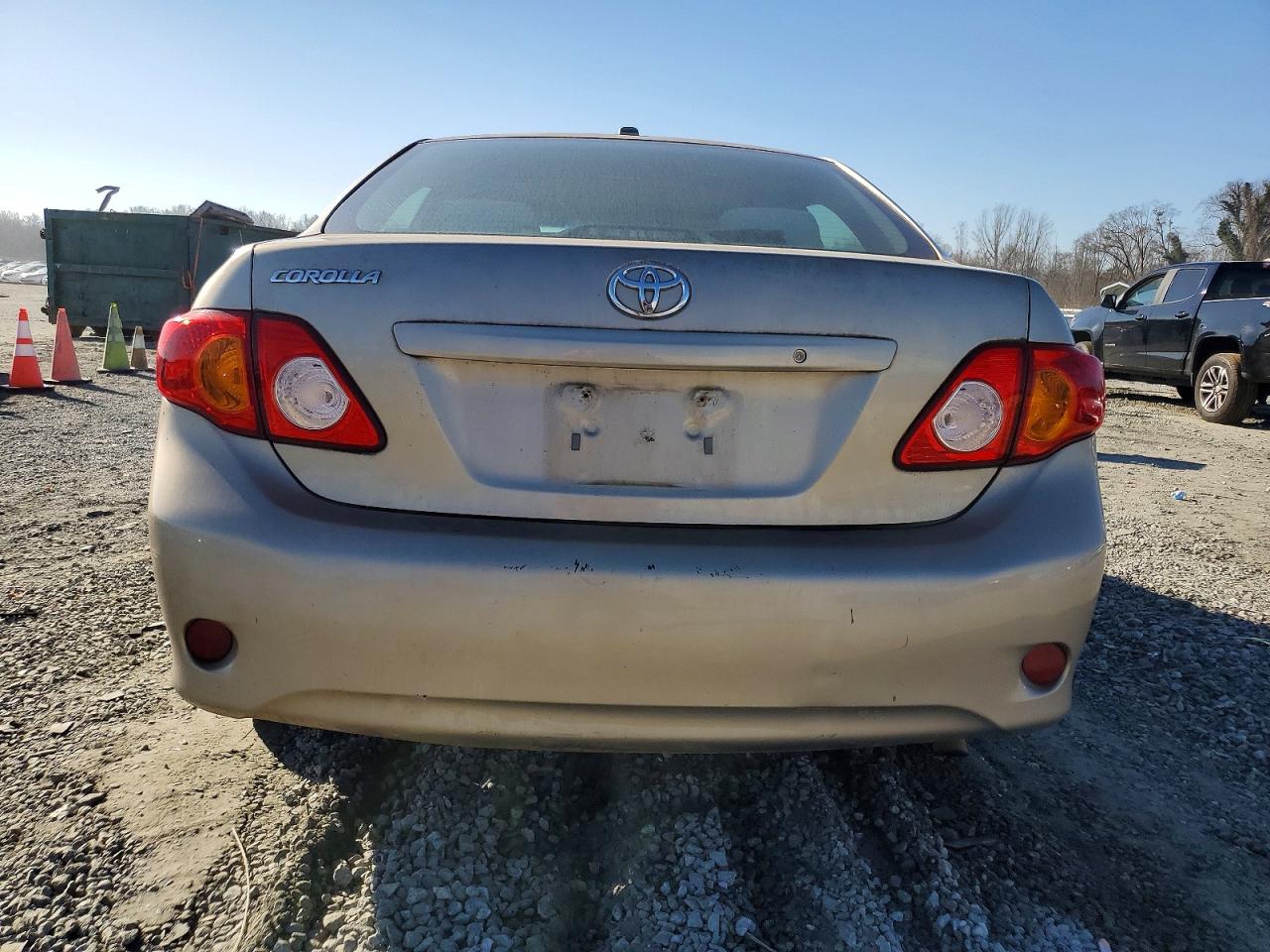 2010 TOYOTA COROLLA BASE photo 6