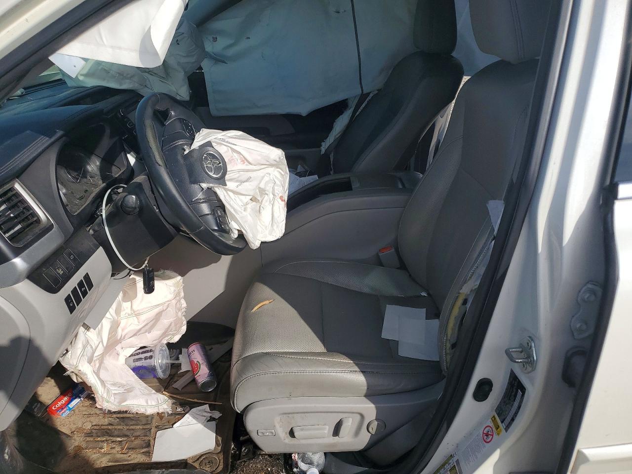 2014 TOYOTA HIGHLANDER LIMITED photo 7