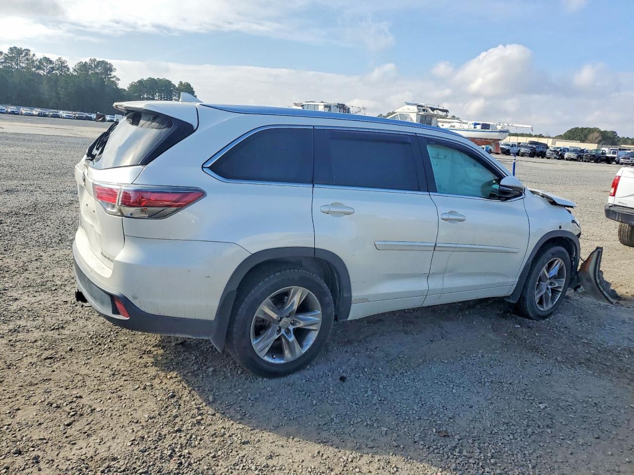 2014 TOYOTA HIGHLANDER LIMITED photo 3