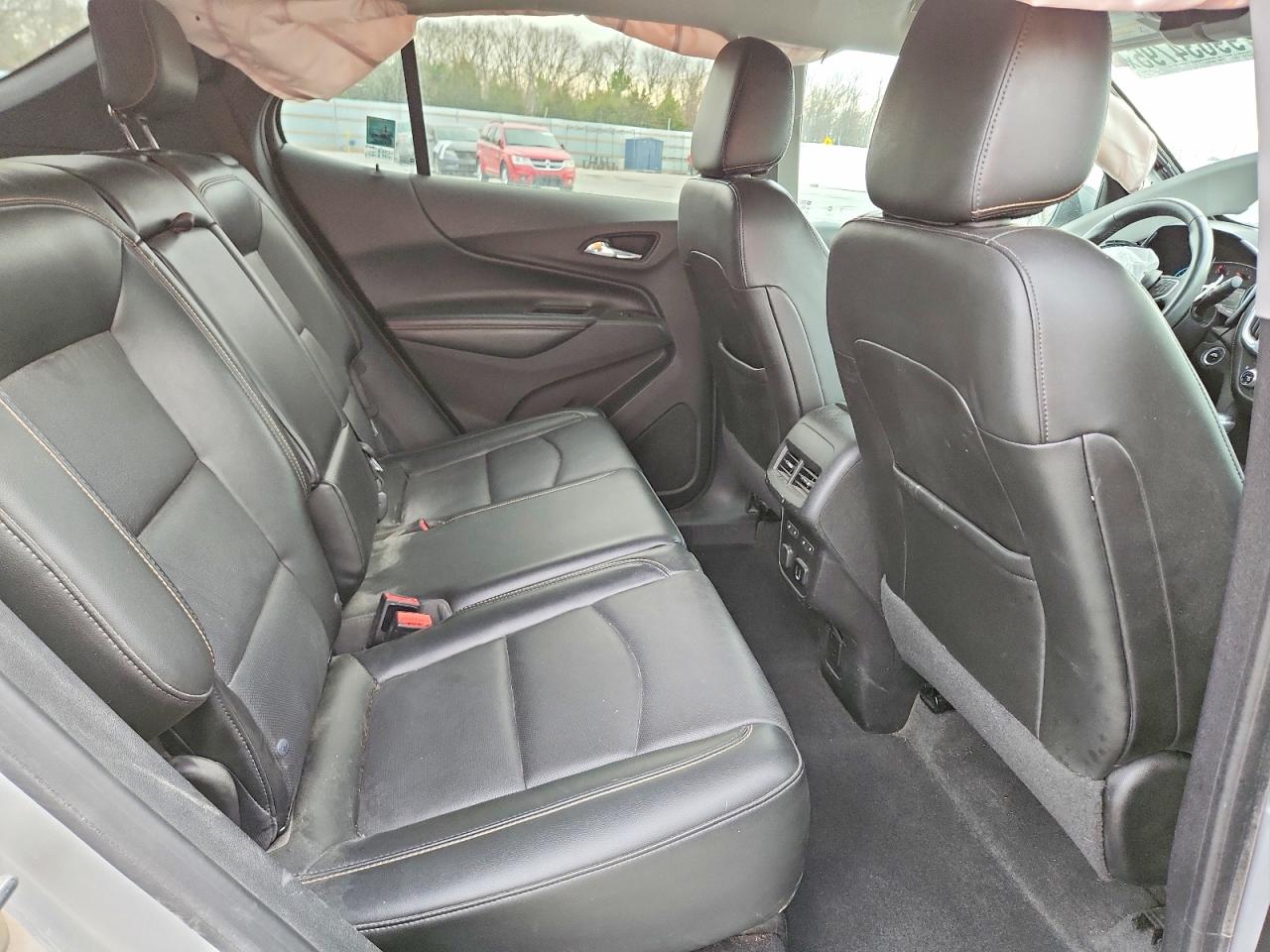 2018 CHEVROLET EQUINOX PREMIER photo 11