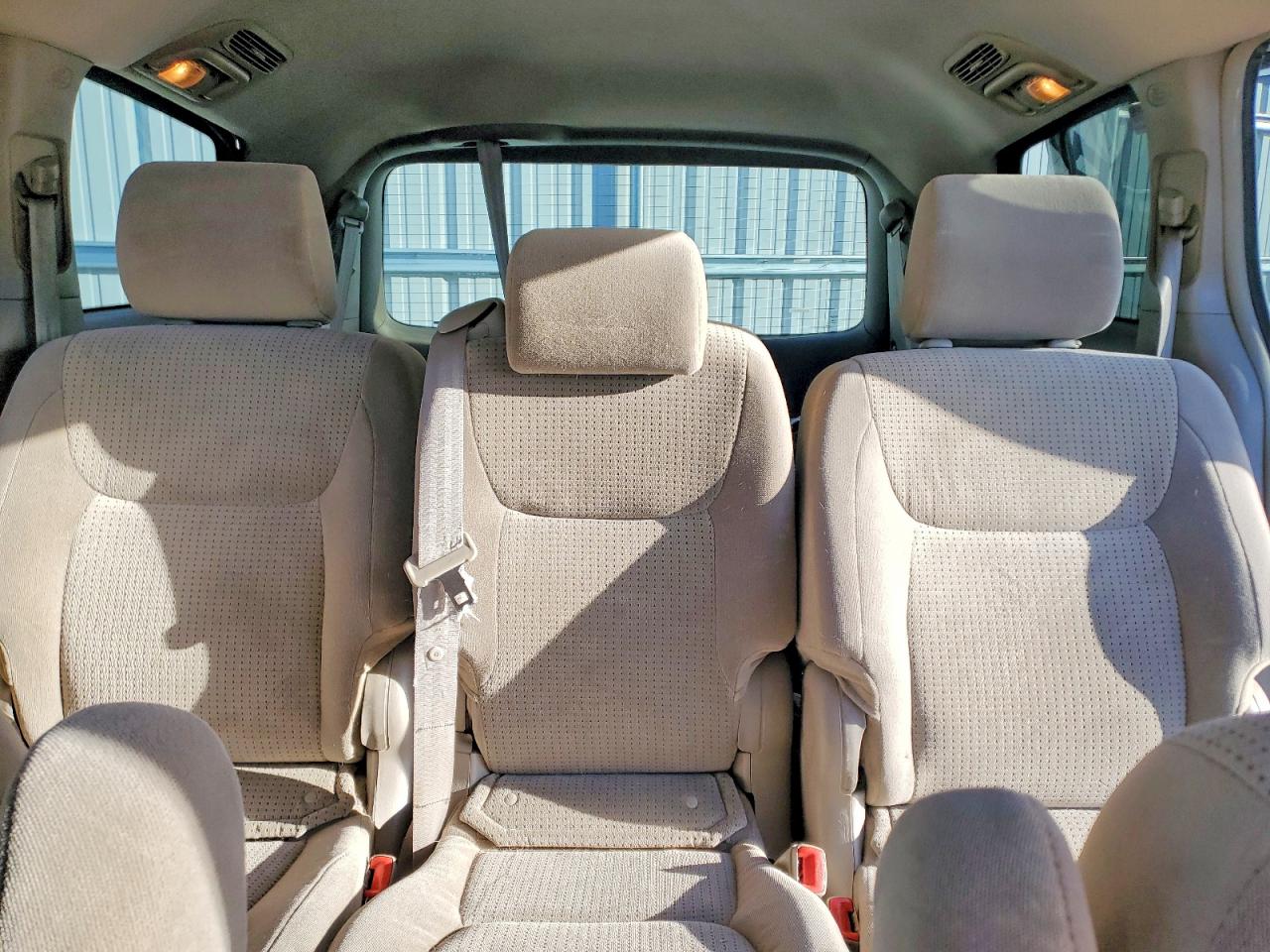2006 TOYOTA SIENNA photo 10