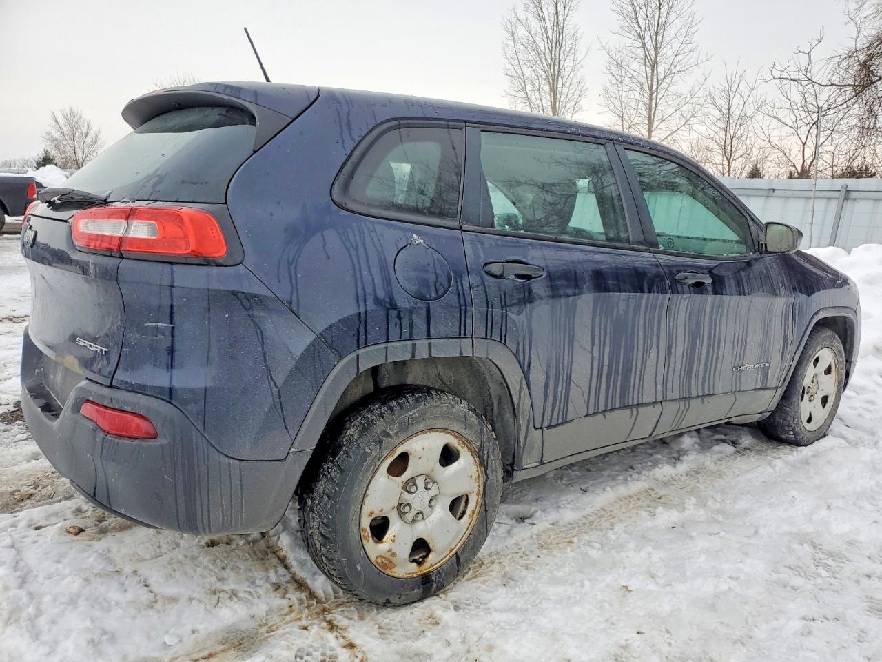 2015 JEEP CHEROKEE SPORT photo 3