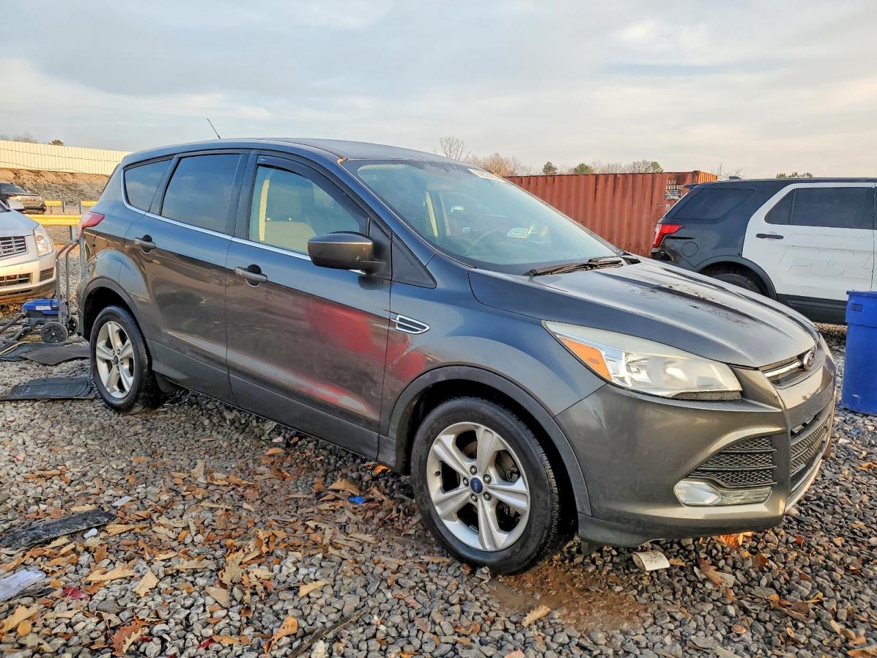 2015 FORD ESCAPE SE photo 4