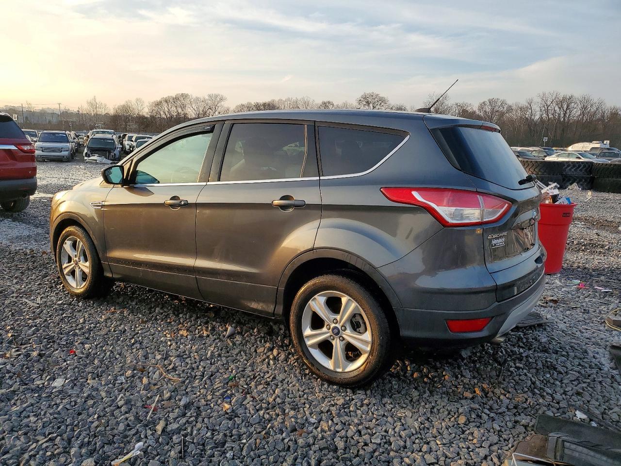 2015 FORD ESCAPE SE photo 2