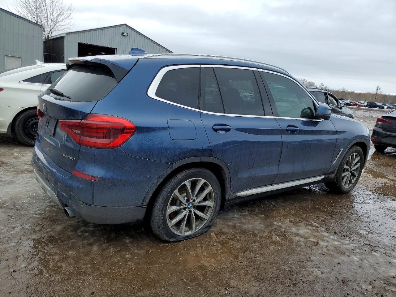 2019 BMW X3 XDRIVE30I photo 3