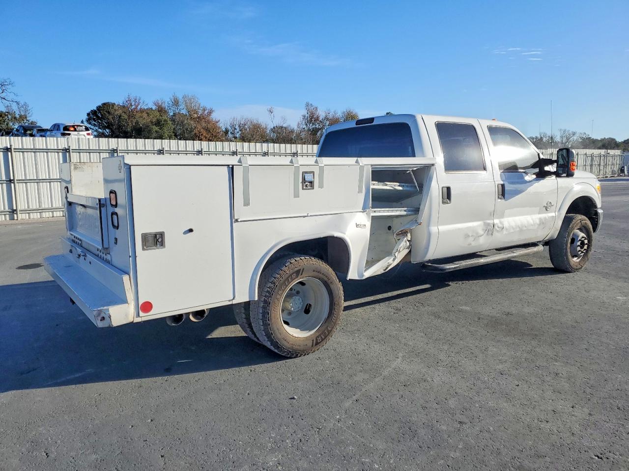 2016 FORD F350 SUPER DUTY UTILITY / SERVICE TRUCK photo 3