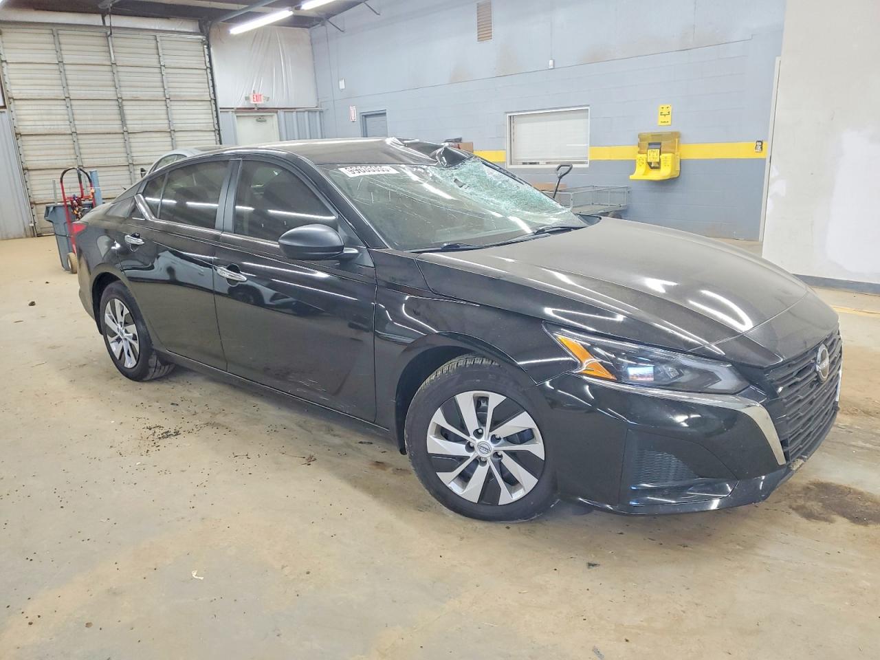 2024 NISSAN ALTIMA S photo 4