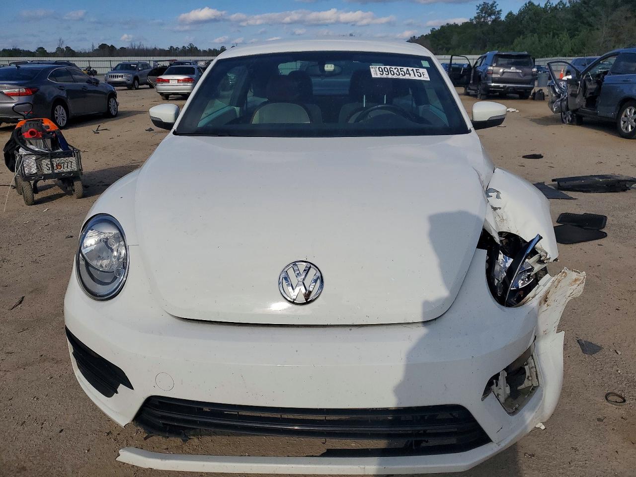 2017 VOLKSWAGEN BEETLE 1.8T photo 5