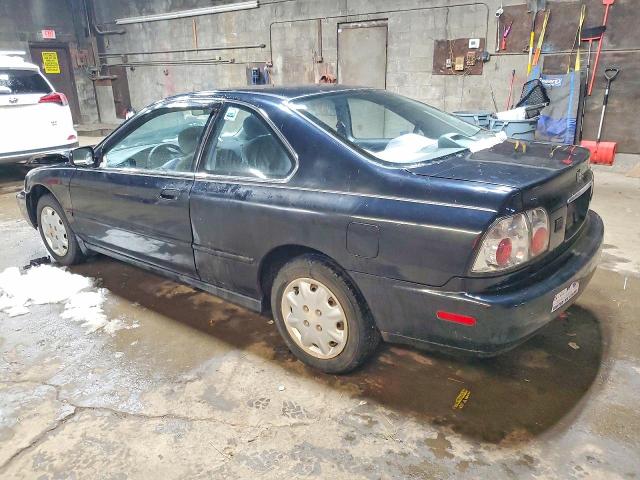 1997 HONDA ACCORD LX photo 2