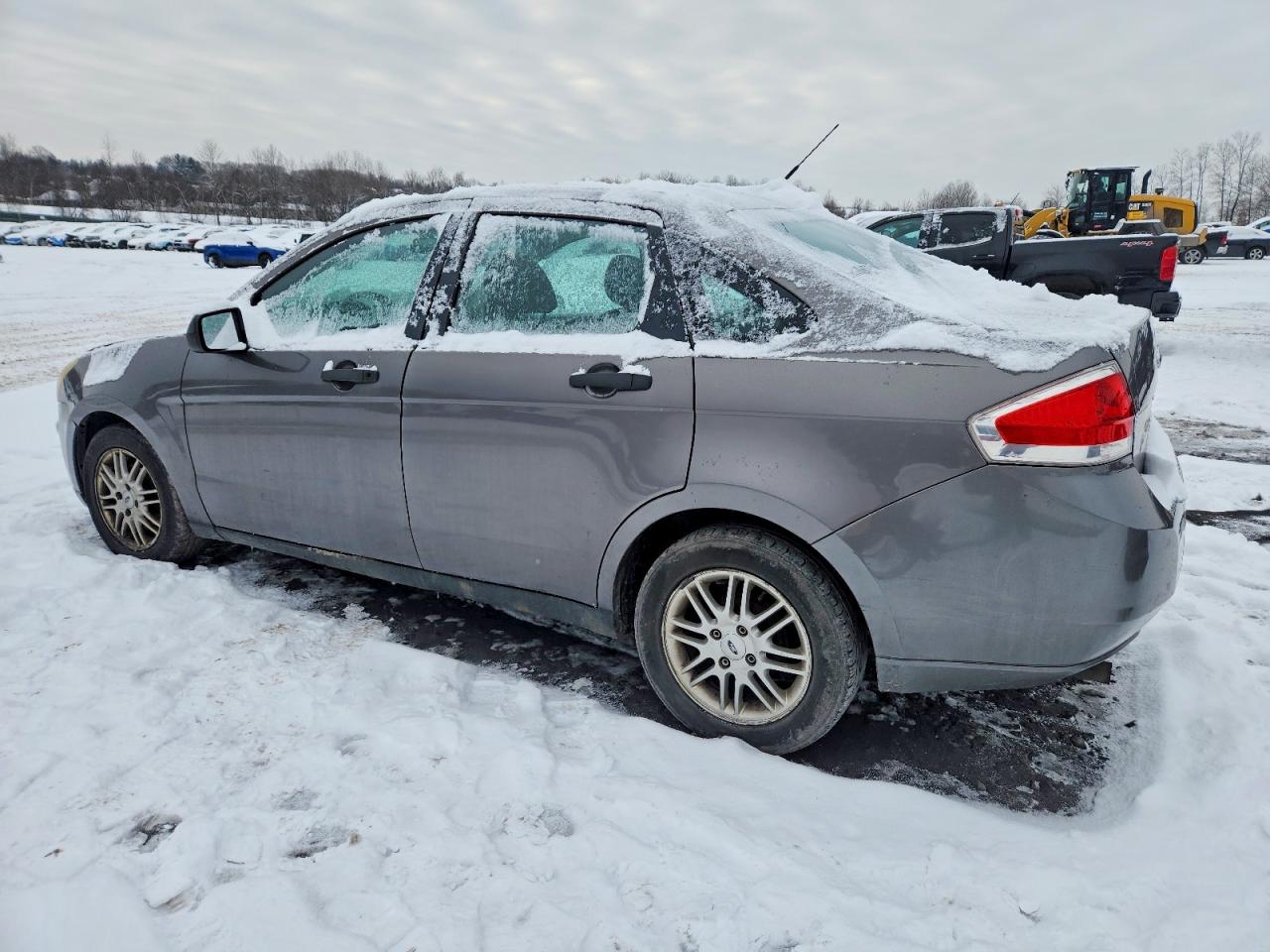 2009 FORD FOCUS SE photo 2