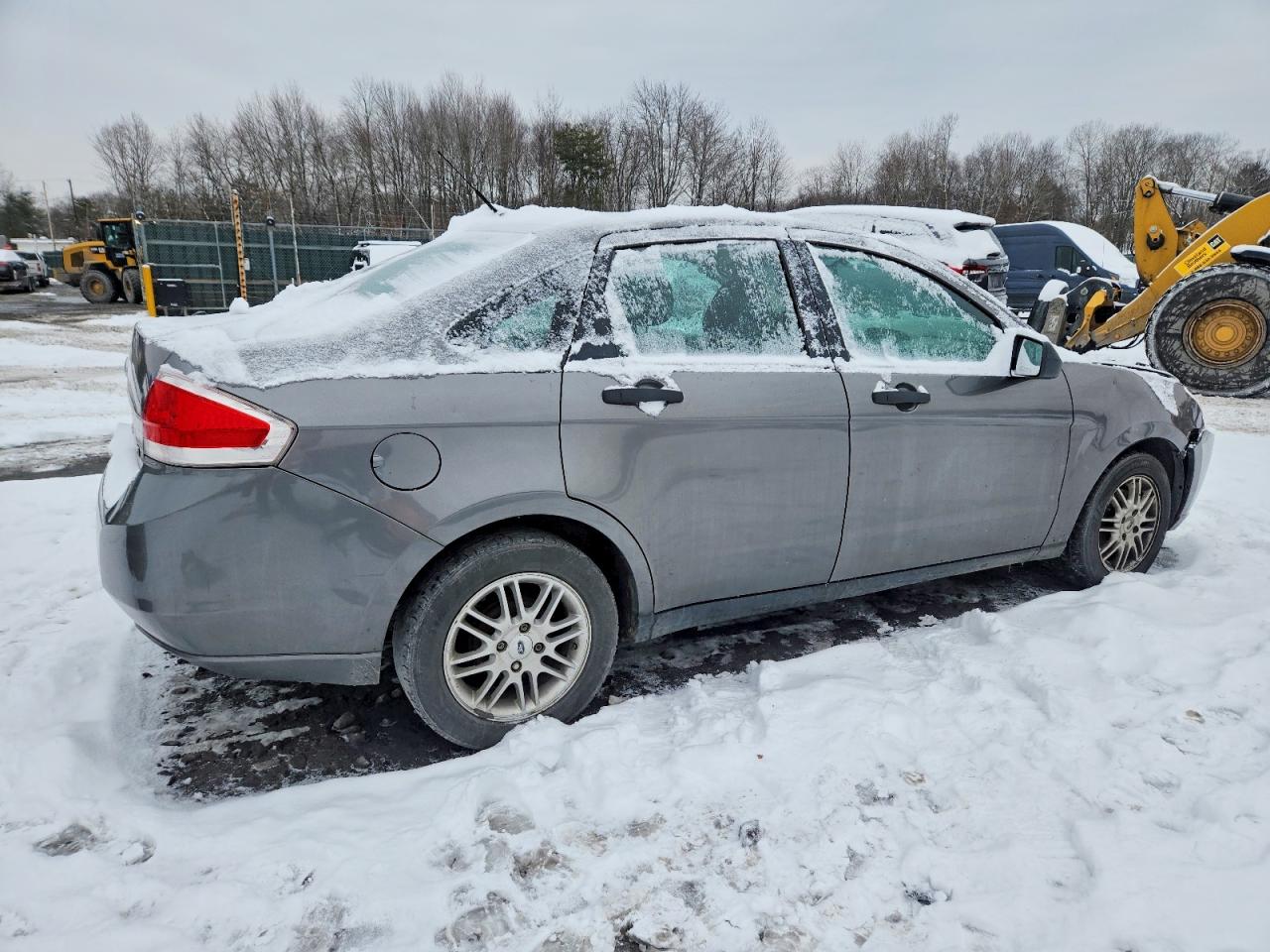 2009 FORD FOCUS SE photo 3