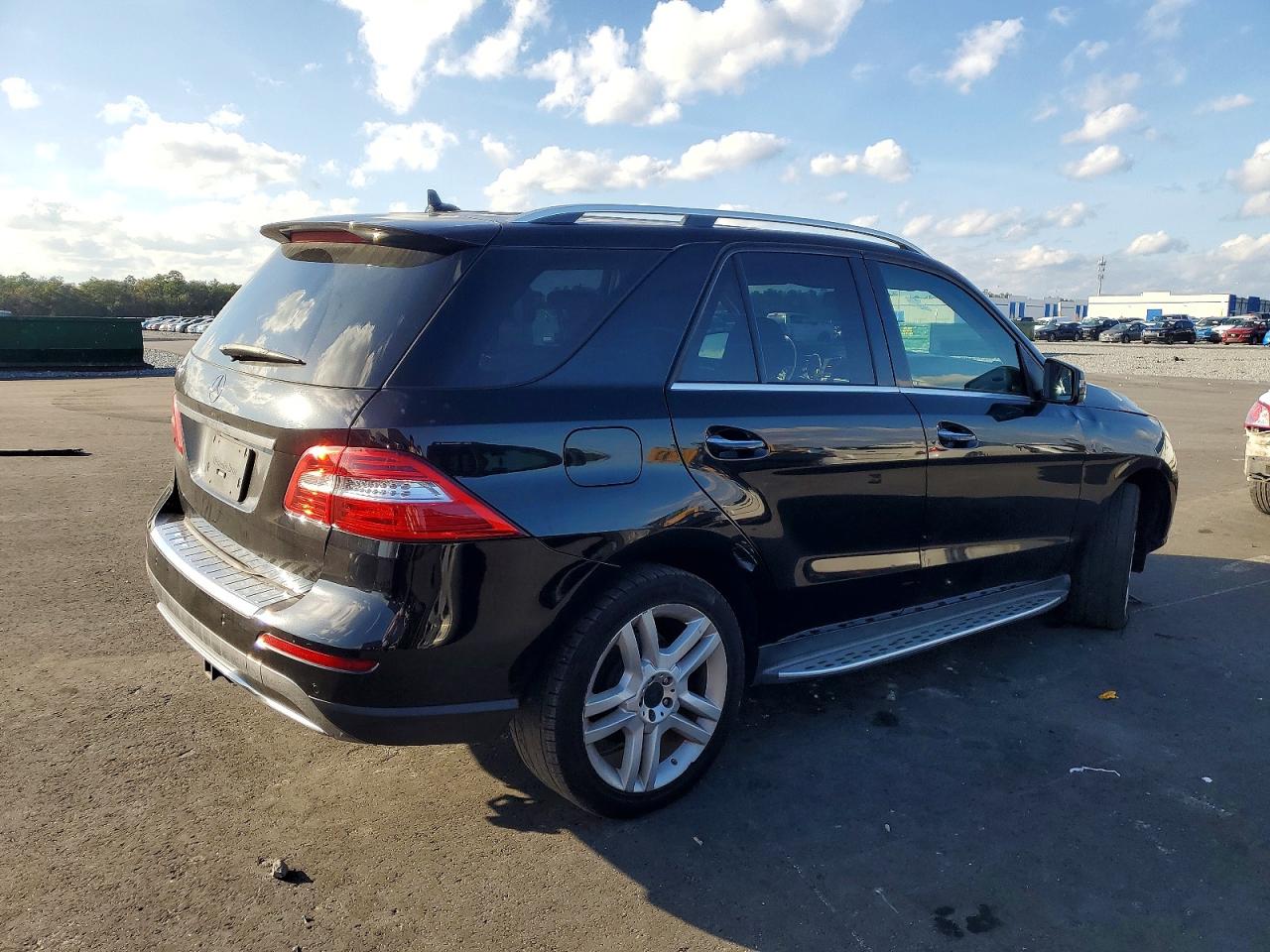 2015 MERCEDES-BENZ ML 350 photo 3