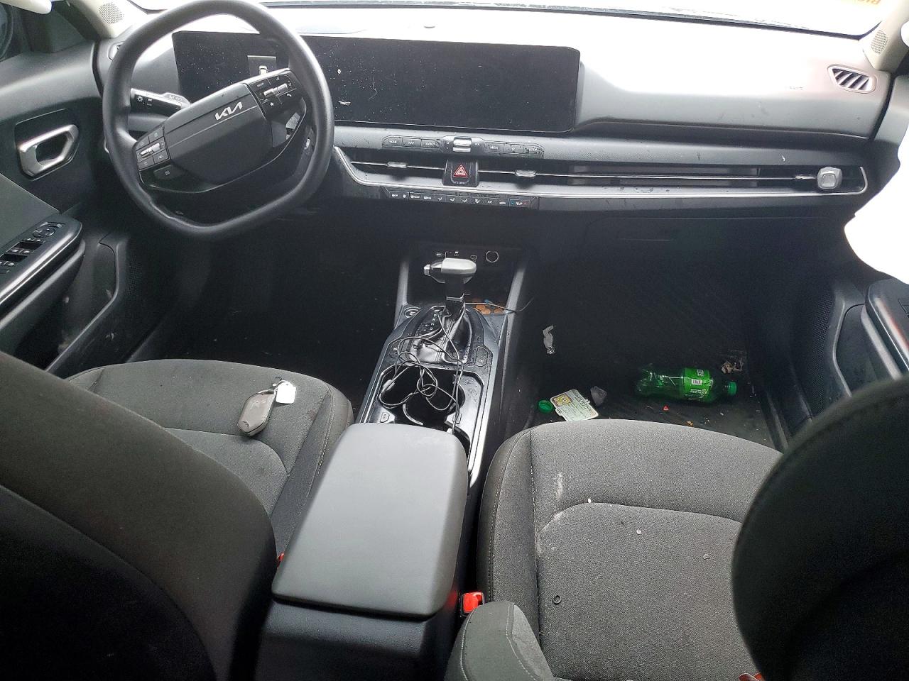 2025 KIA K4 LXS photo 8