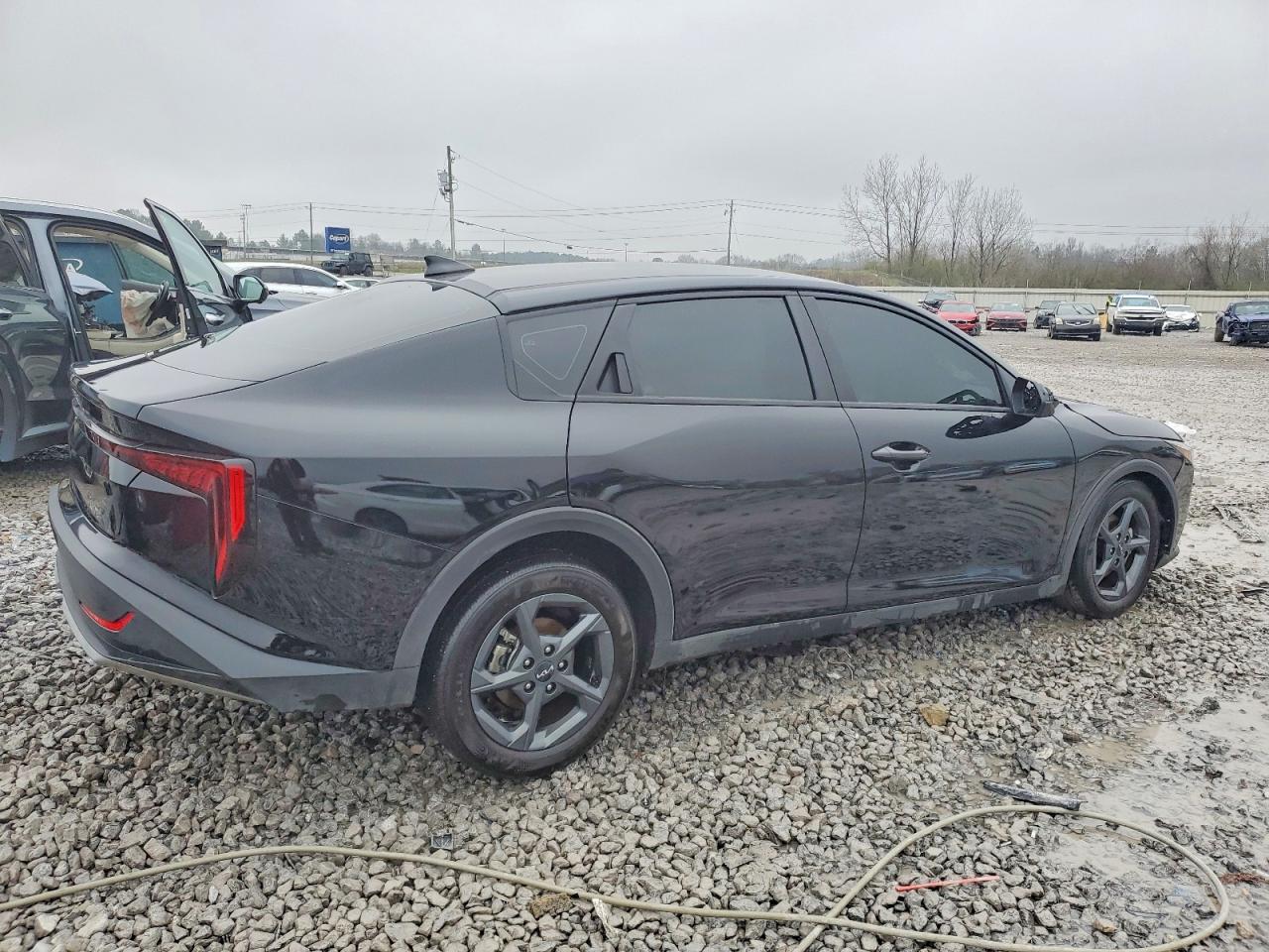 2025 KIA K4 LXS photo 3