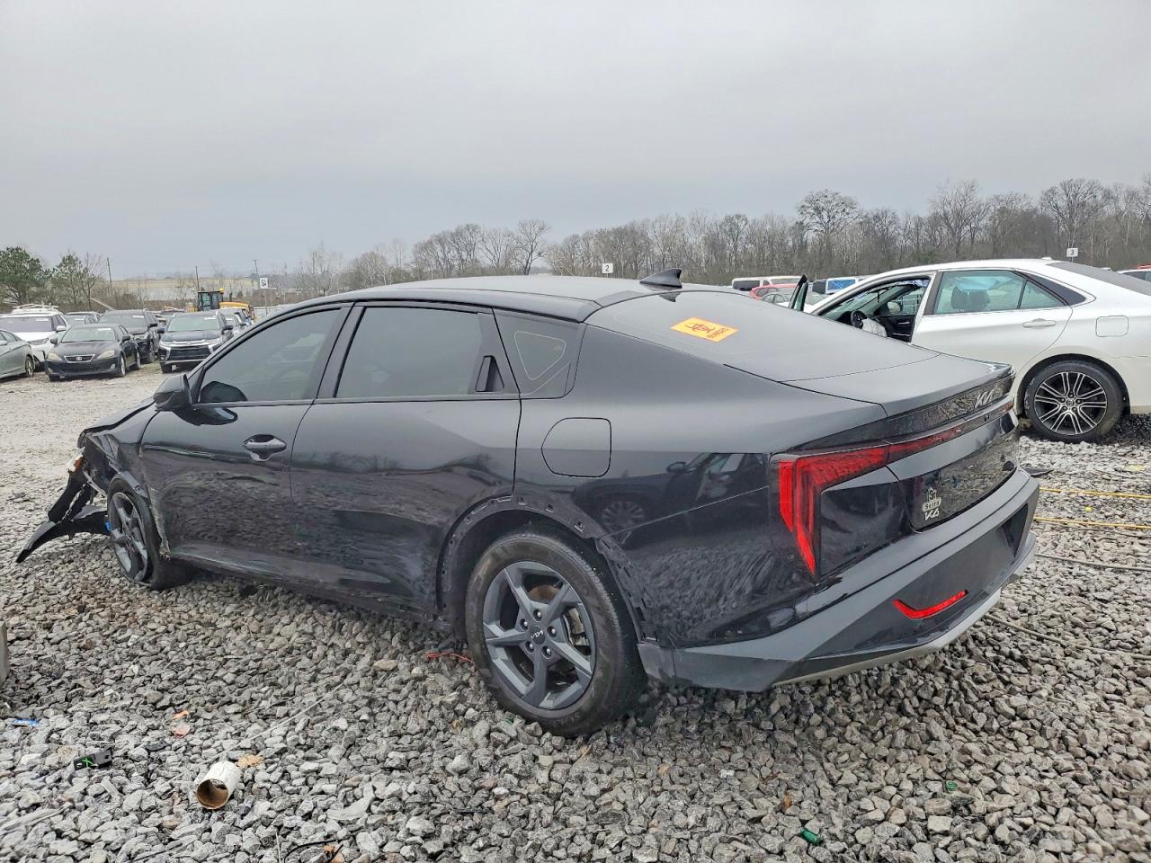 2025 KIA K4 LXS photo 2