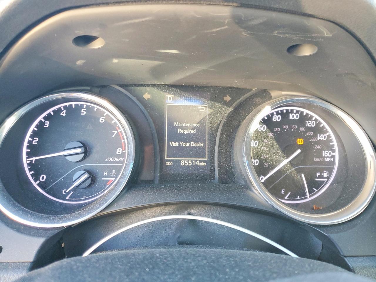 2020 TOYOTA CAMRY SE photo 9