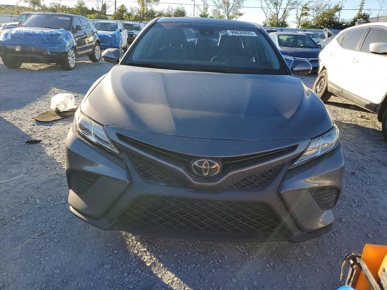 2020 TOYOTA CAMRY SE photo 5