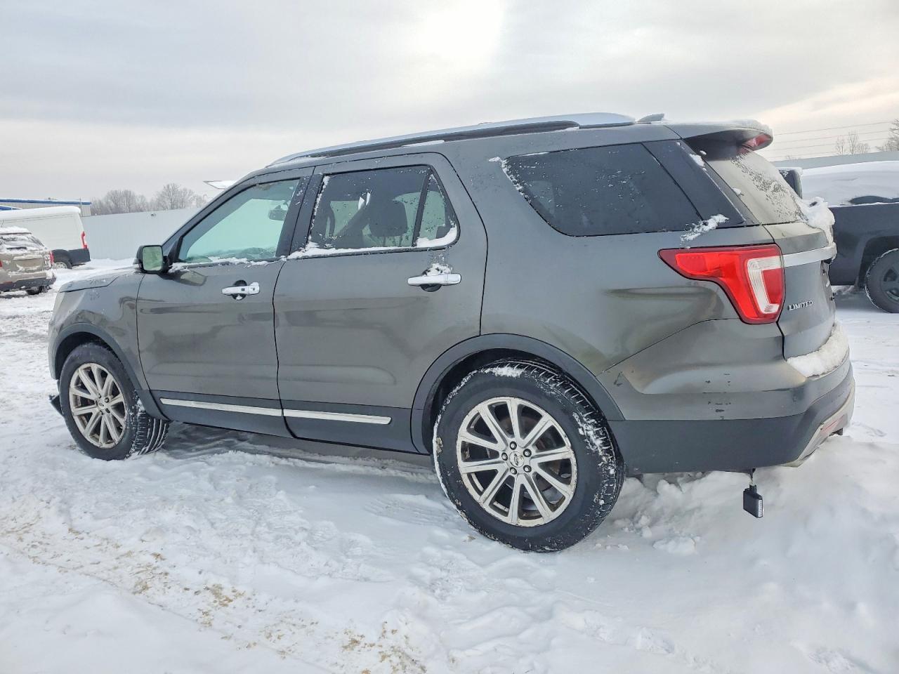2017 FORD EXPLORER LIMITED photo 2