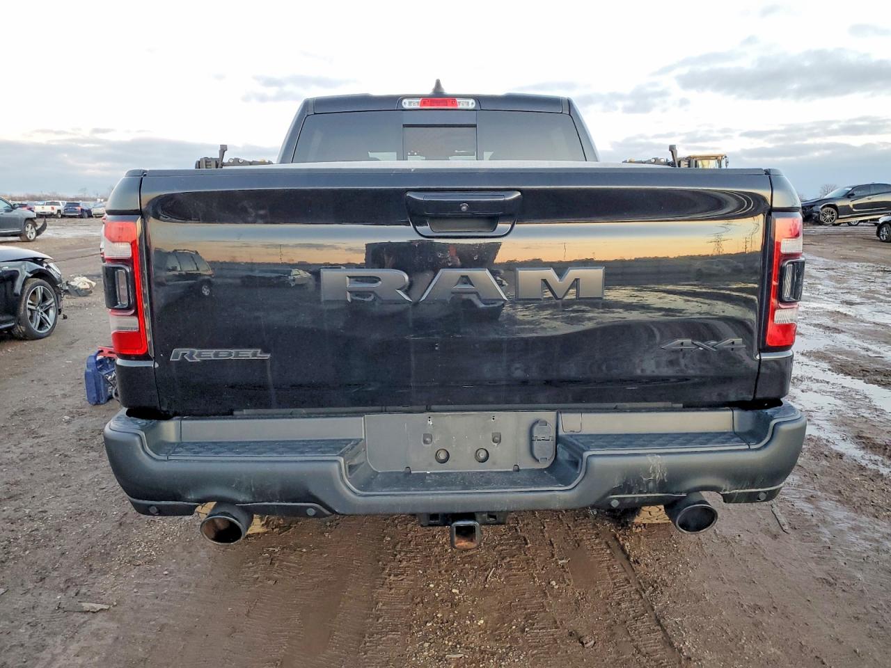 2019 RAM 1500 REBEL photo 6