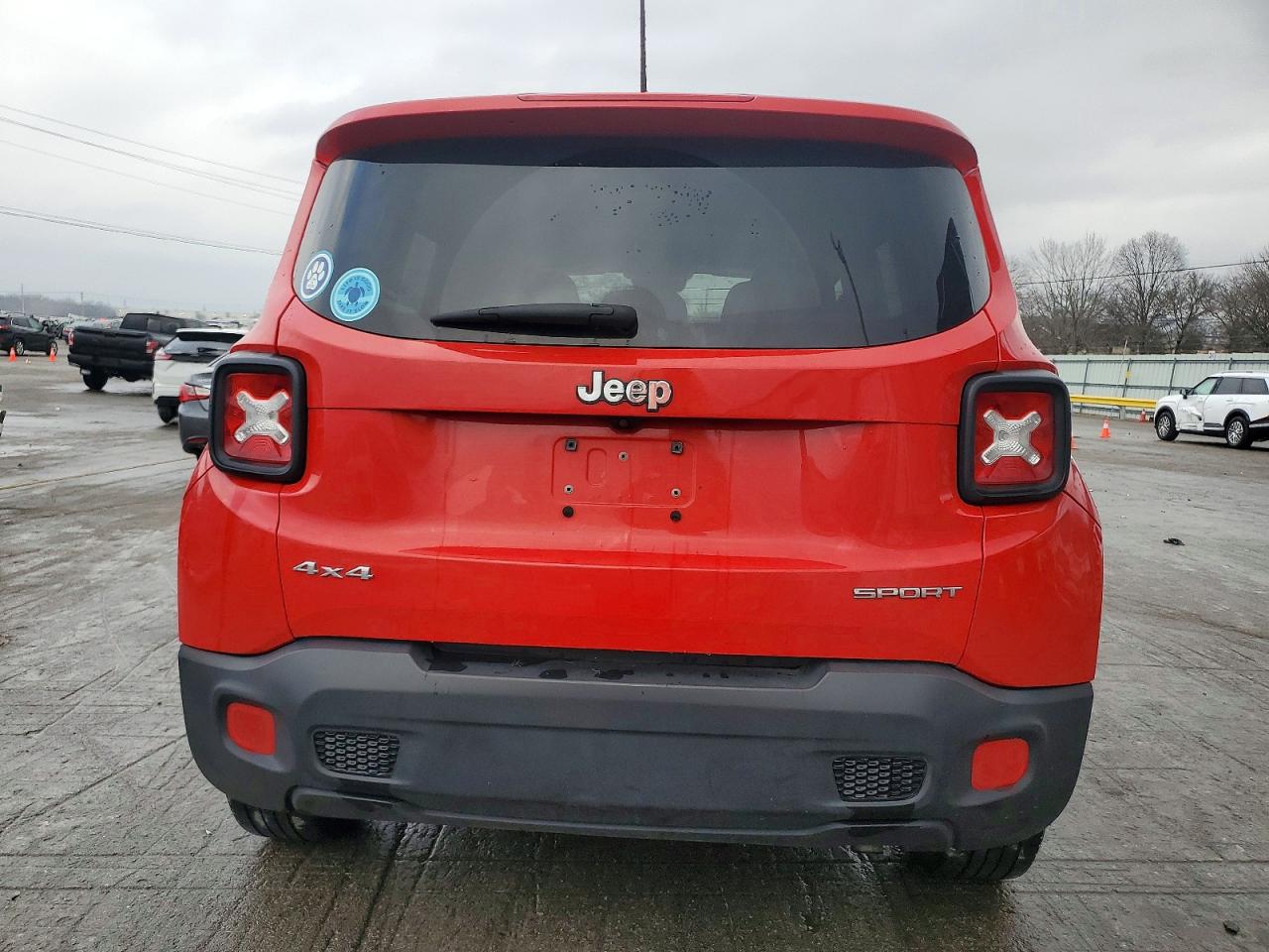 2017 JEEP RENEGADE SPORT photo 6