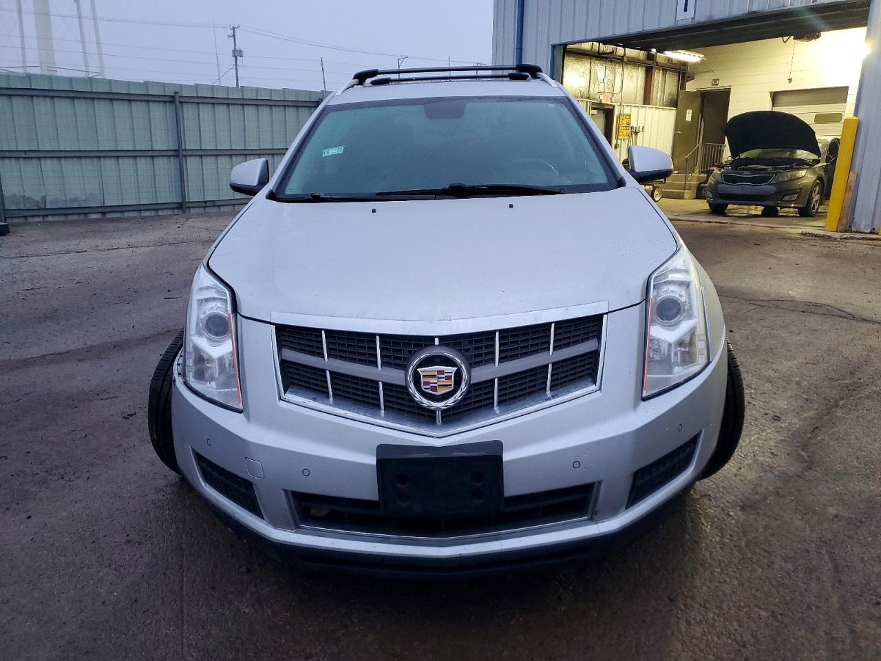 2012 CADILLAC SRX LUXURY COLLECTION photo 5