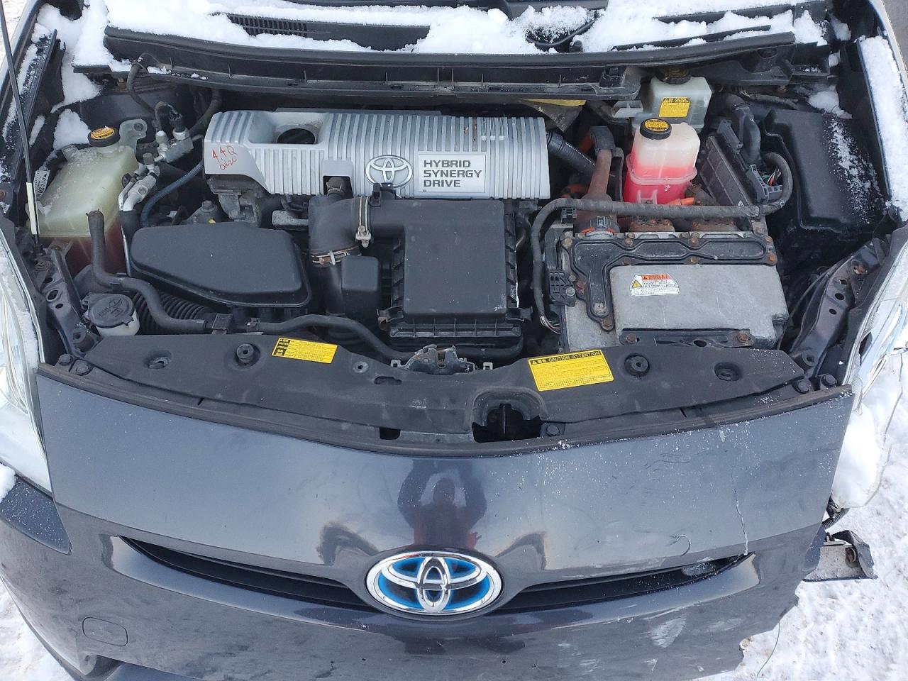 2010 TOYOTA PRIUS photo 11