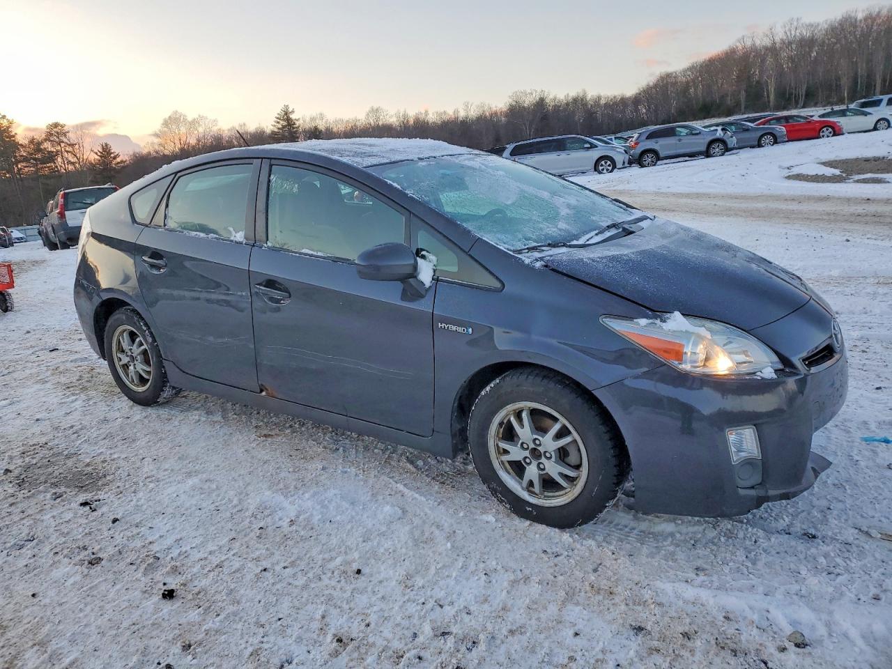 2010 TOYOTA PRIUS photo 4