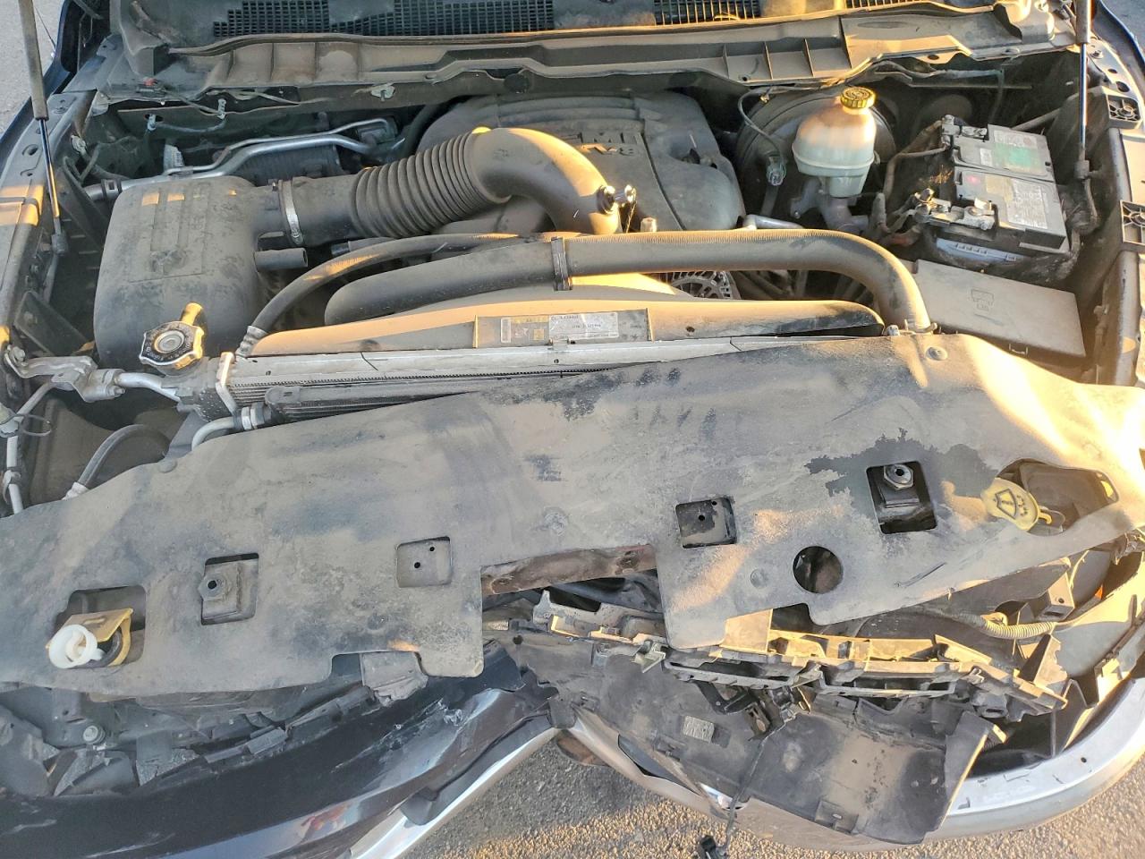 2016 RAM 1500 SLT photo 11