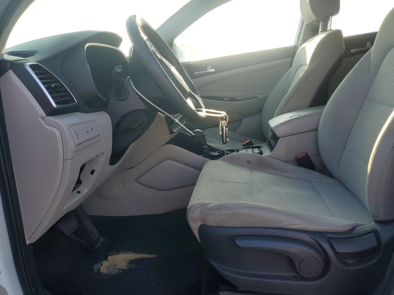 2019 HYUNDAI TUCSON SE photo 7