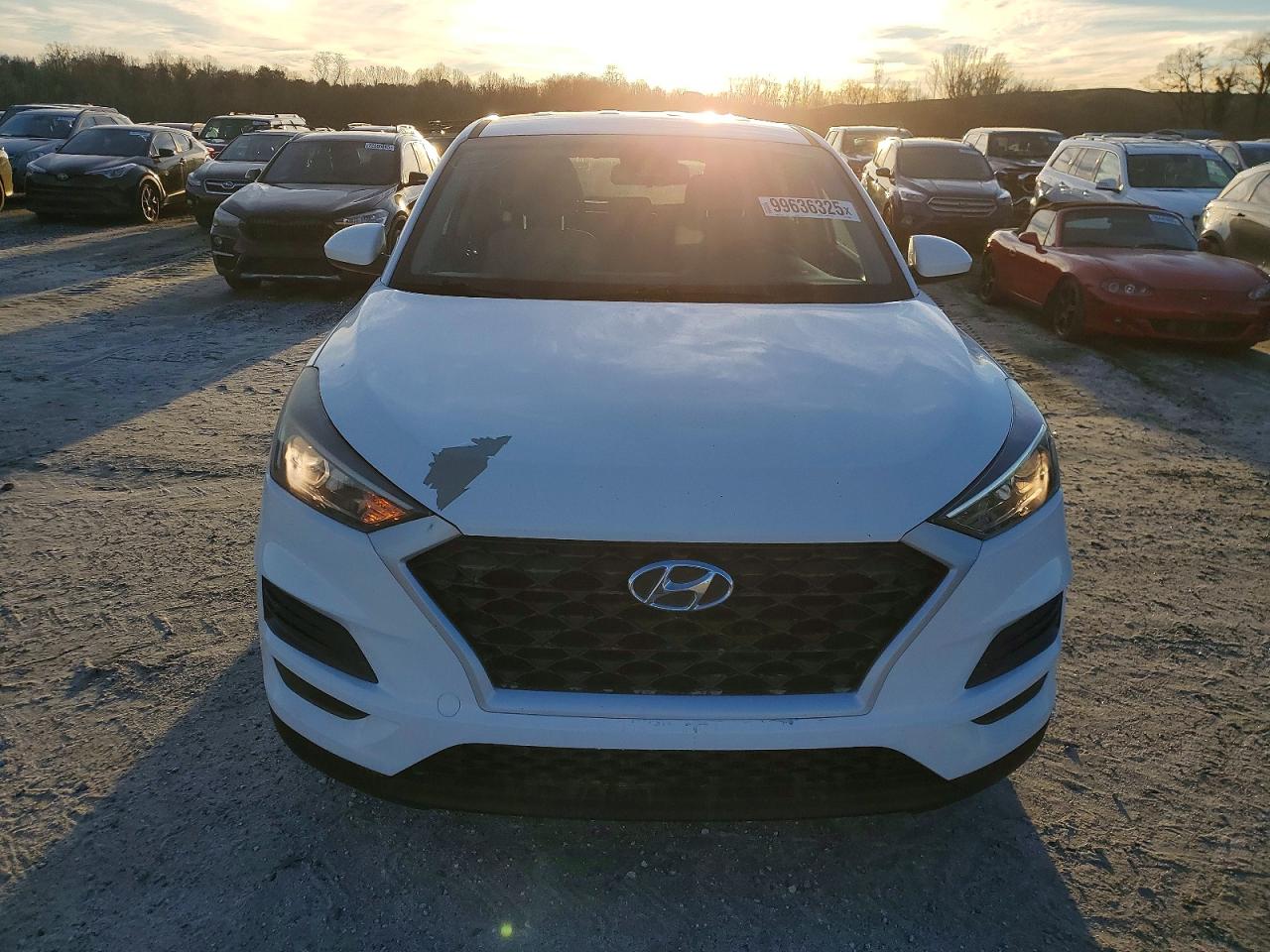 2019 HYUNDAI TUCSON SE photo 5