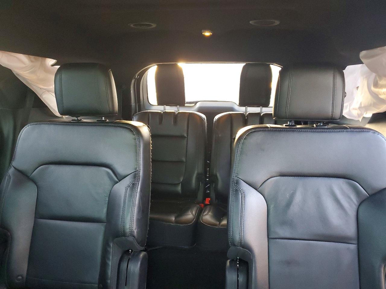2016 FORD EXPLORER XLT photo 19