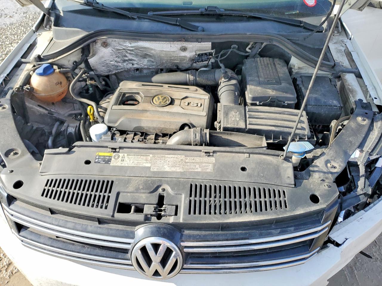 2013 VOLKSWAGEN TIGUAN S photo 34