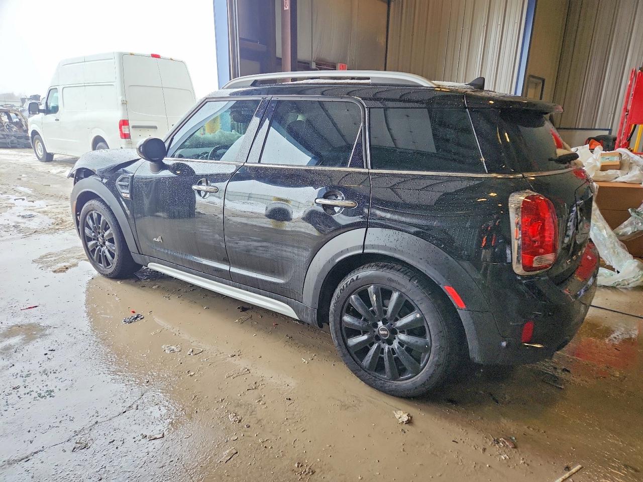 2017 MINI COOPER