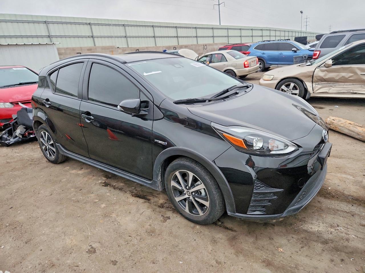 2018 TOYOTA PRIUS C photo 4