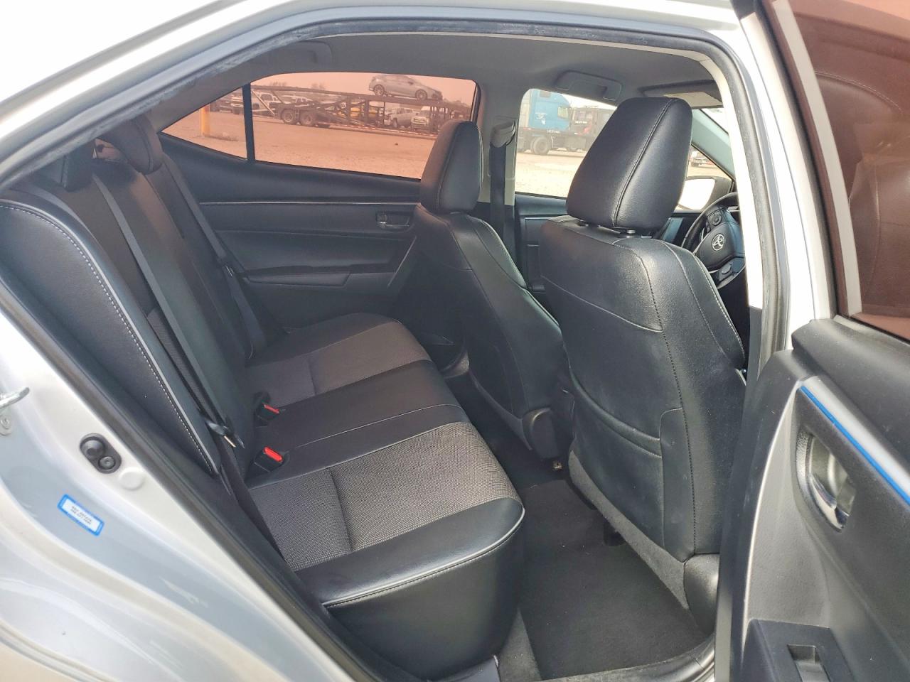2014 TOYOTA COROLLA L photo 10