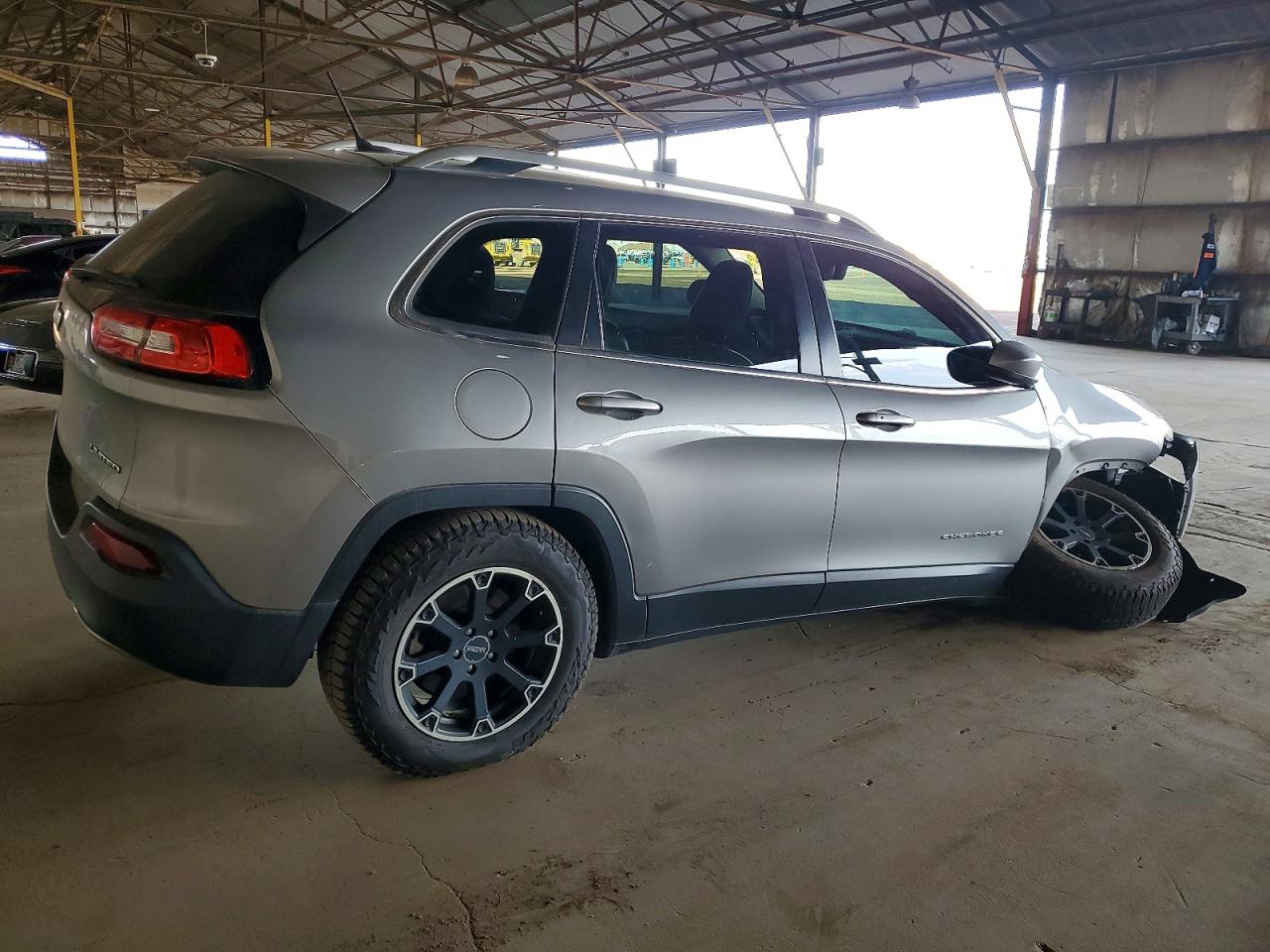 2015 JEEP CHEROKEE LIMITED photo 3