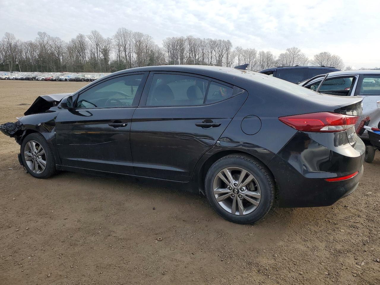 2018 HYUNDAI ELANTRA SEL photo 2