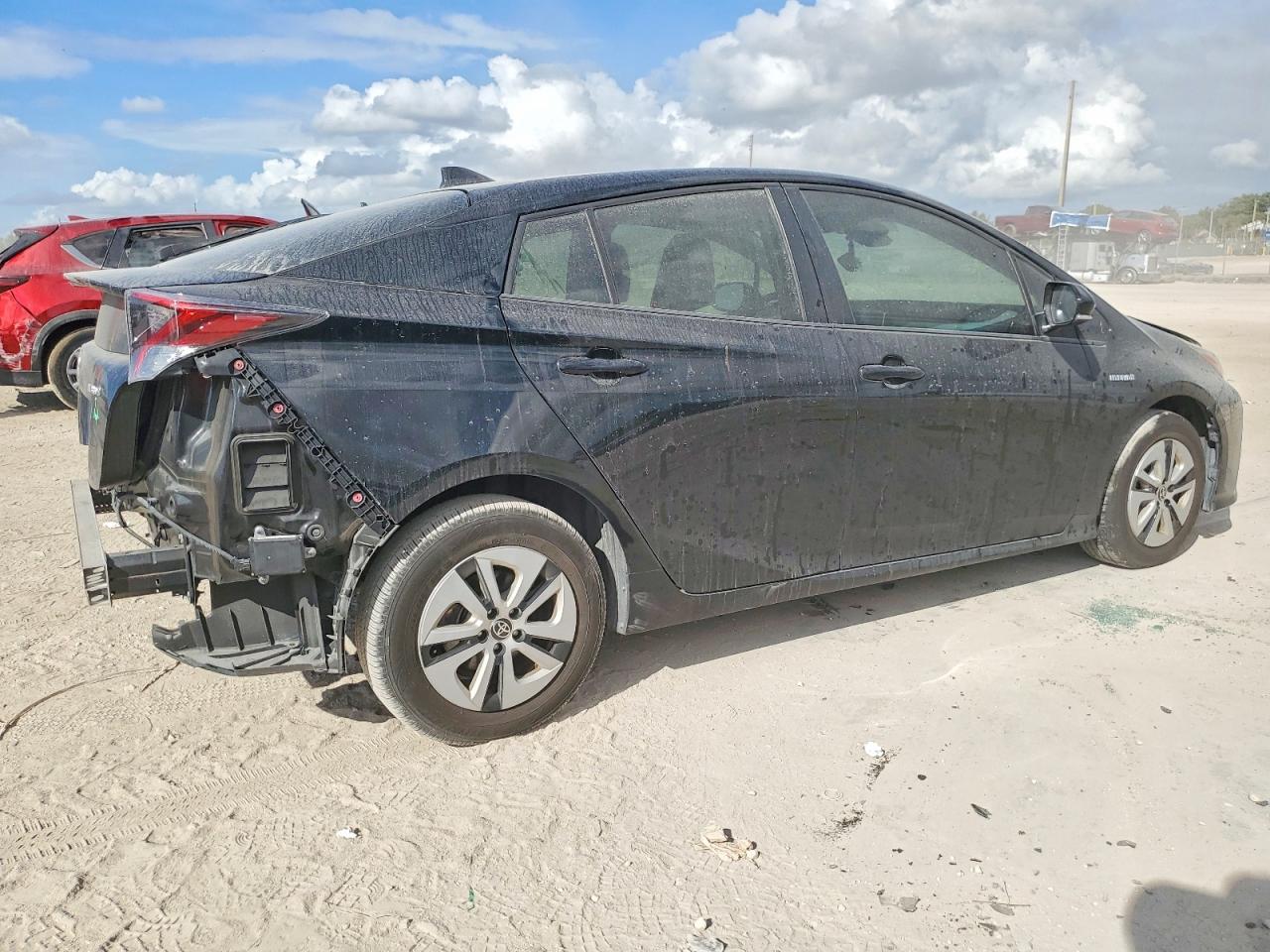 2018 TOYOTA PRIUS photo 3