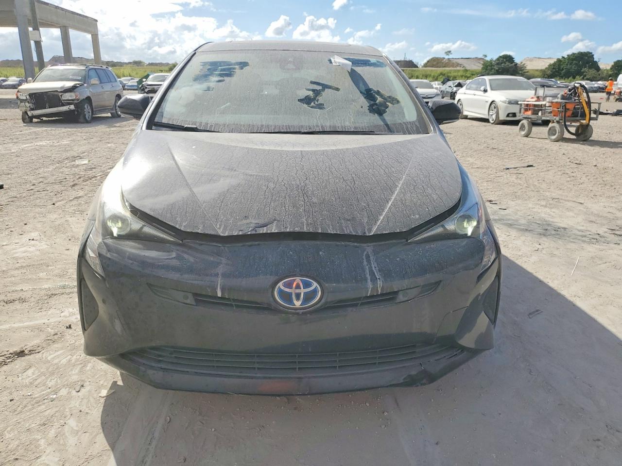 2018 TOYOTA PRIUS photo 5