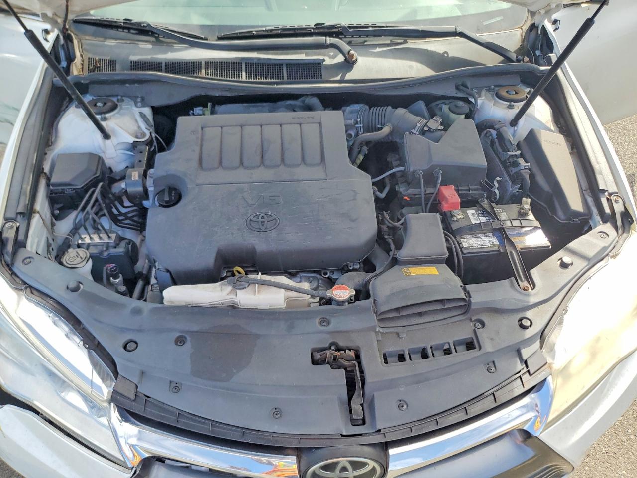 2016 TOYOTA CAMRY photo 11