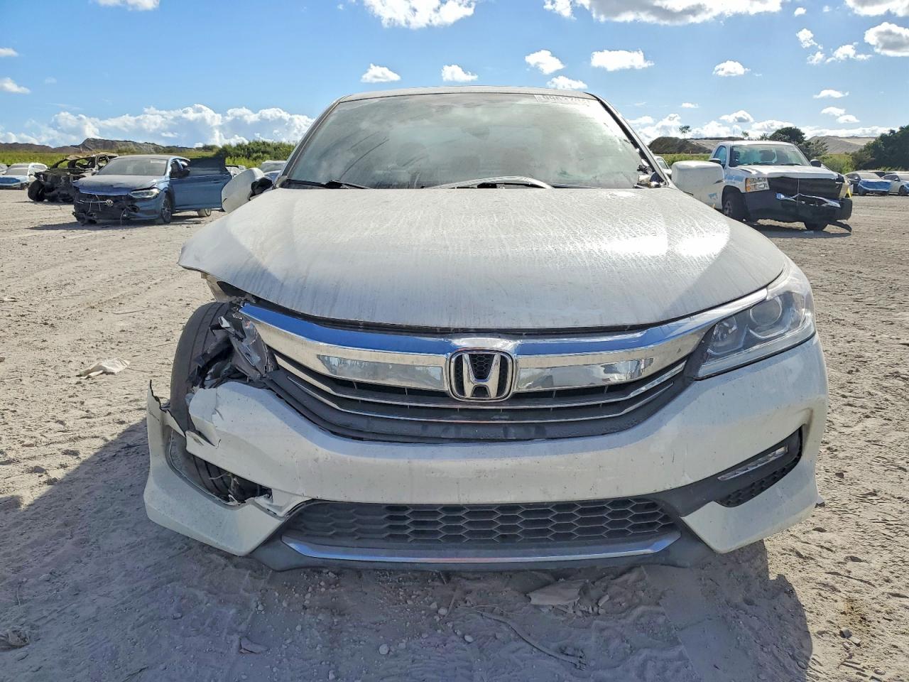 2016 HONDA ACCORD EX photo 5