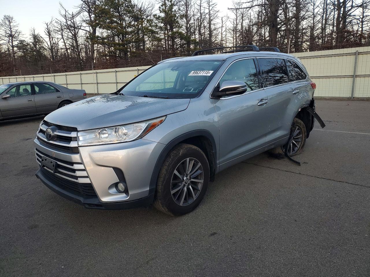 2017 TOYOTA HIGHLANDER