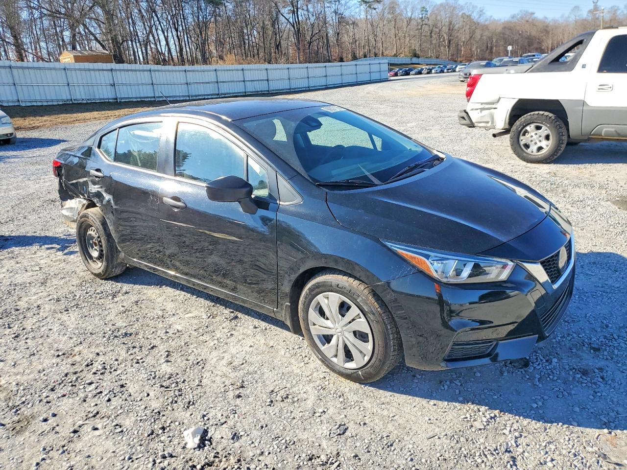 2020 NISSAN VERSA S photo 4