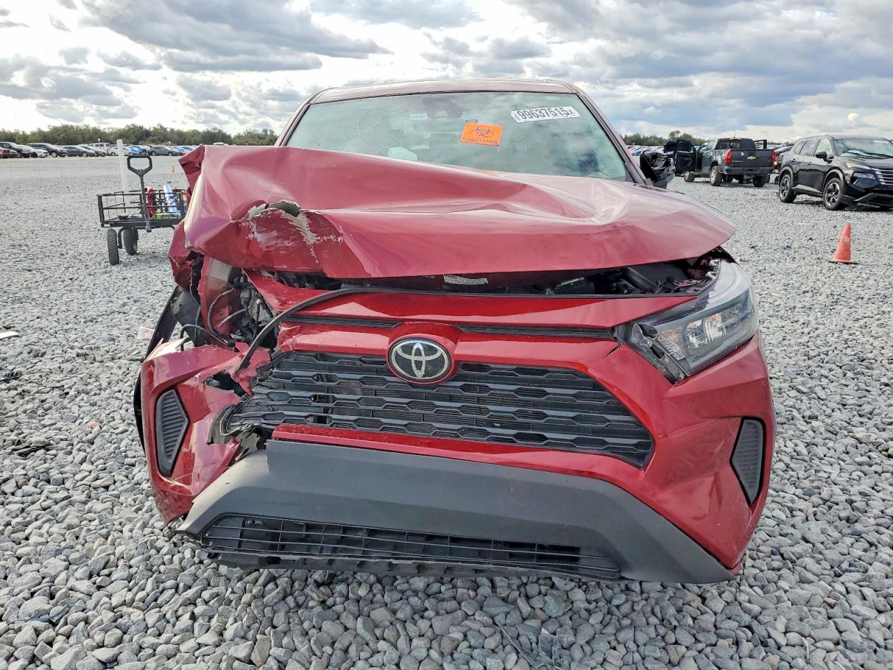 2022 TOYOTA RAV4 LE photo 5