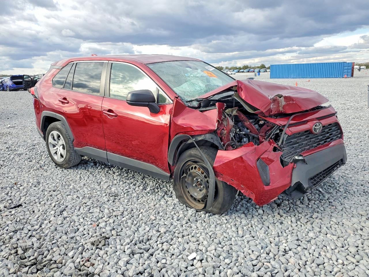 2022 TOYOTA RAV4 LE photo 4